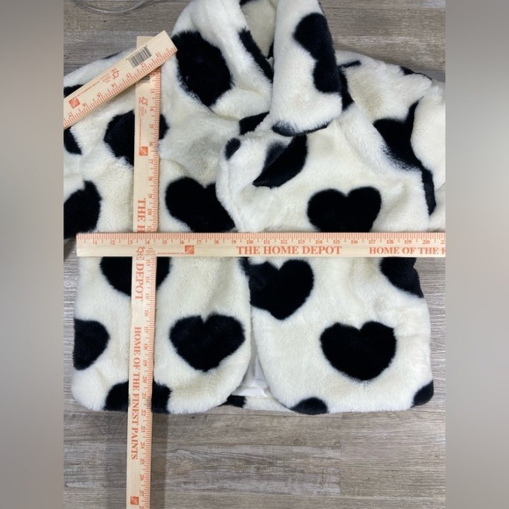 Stoosh Faux Fur Jacket W/ M White Black Heart Print A14314 LN/NWOT - Picture 11 of 14